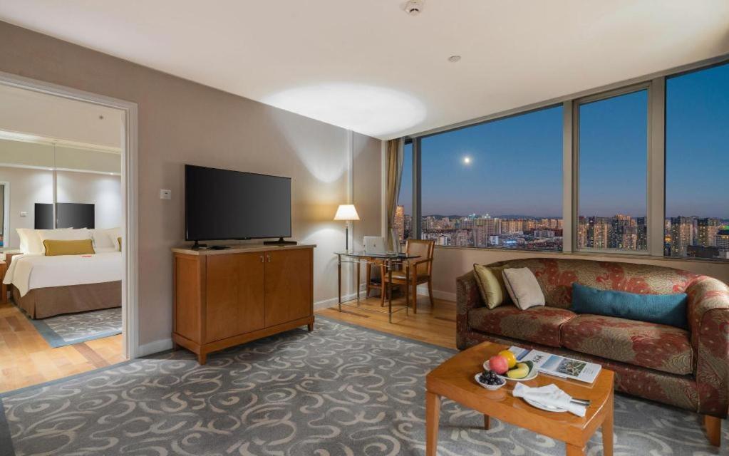 Kai Wah Plaza International Hotel Куньмин Экстерьер фото