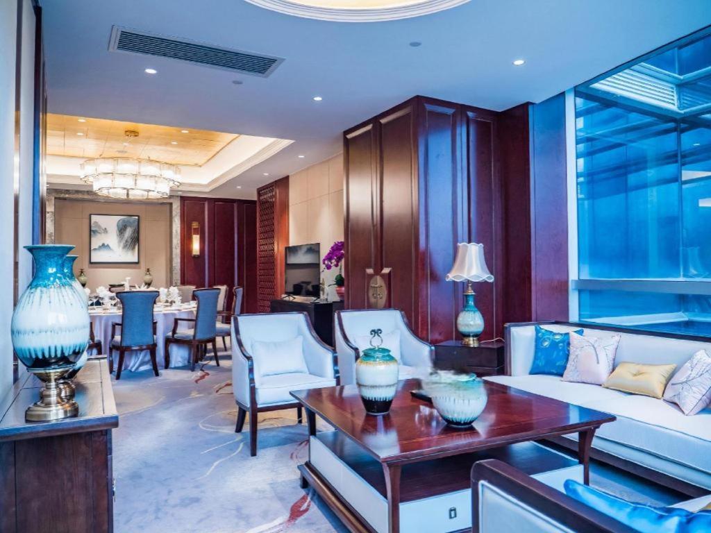 Kai Wah Plaza International Hotel Куньмин Экстерьер фото