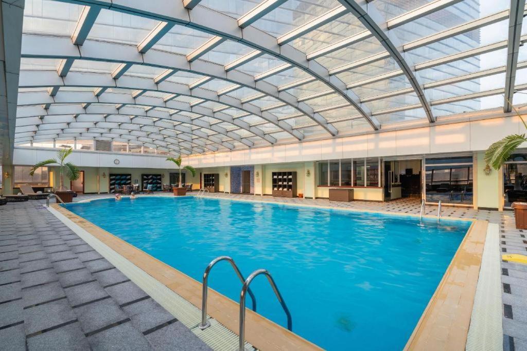 Kai Wah Plaza International Hotel Куньмин Экстерьер фото