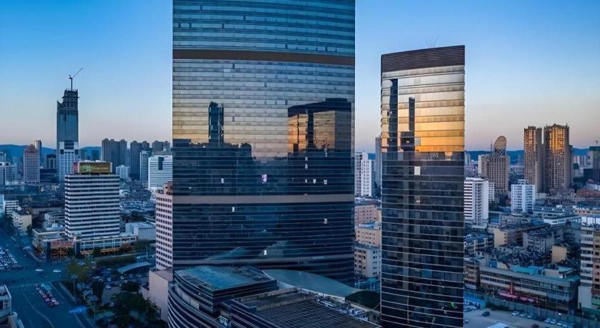 Kai Wah Plaza International Hotel Куньмин Экстерьер фото